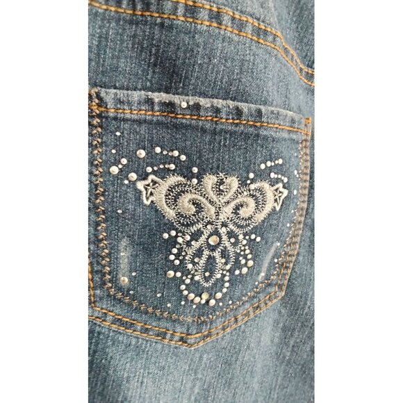 Kiss Therapy Denim Shorts Size 22 Embroidered Pockets Cuffed Hem Stretch - Picture 7 of 9